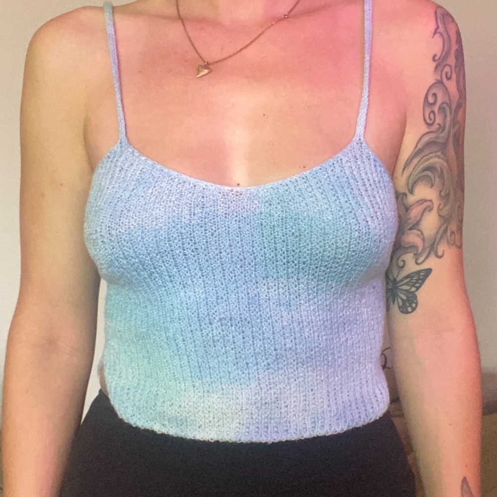 Hand knit crop top!!